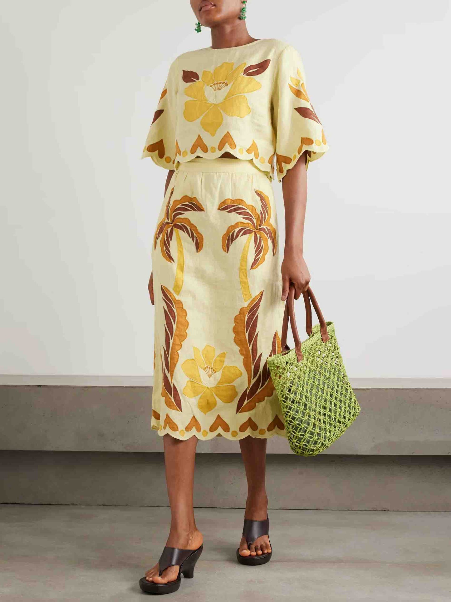 Unique Sunshine Floral Print Cropped Shirt