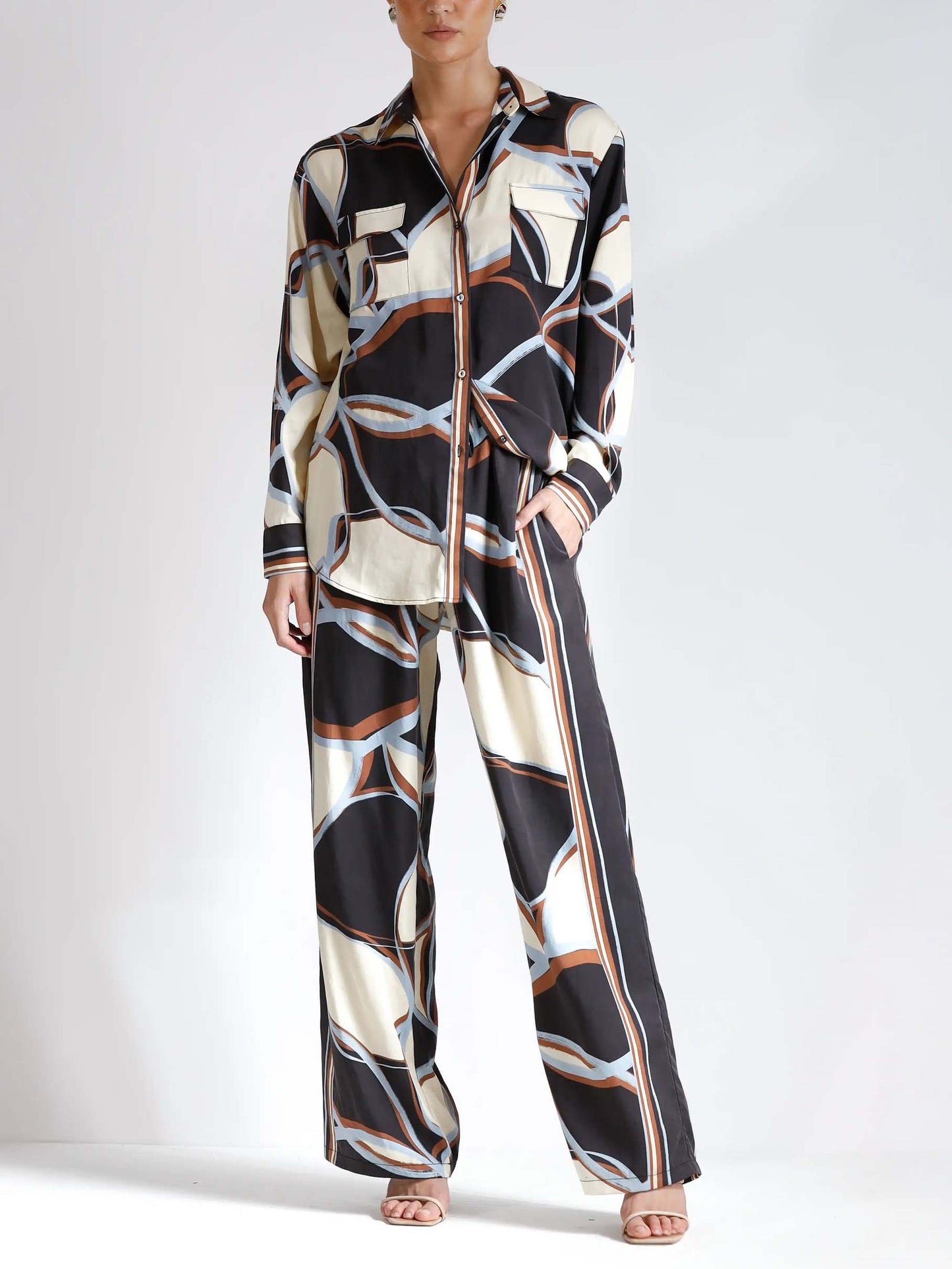 Unique Abstract Pattern Print Button-down Long-sleeved Shirt