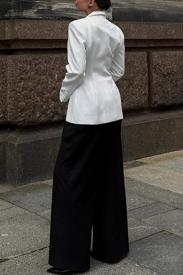 Blazer informal de manga larga con botones y solapa de color liso