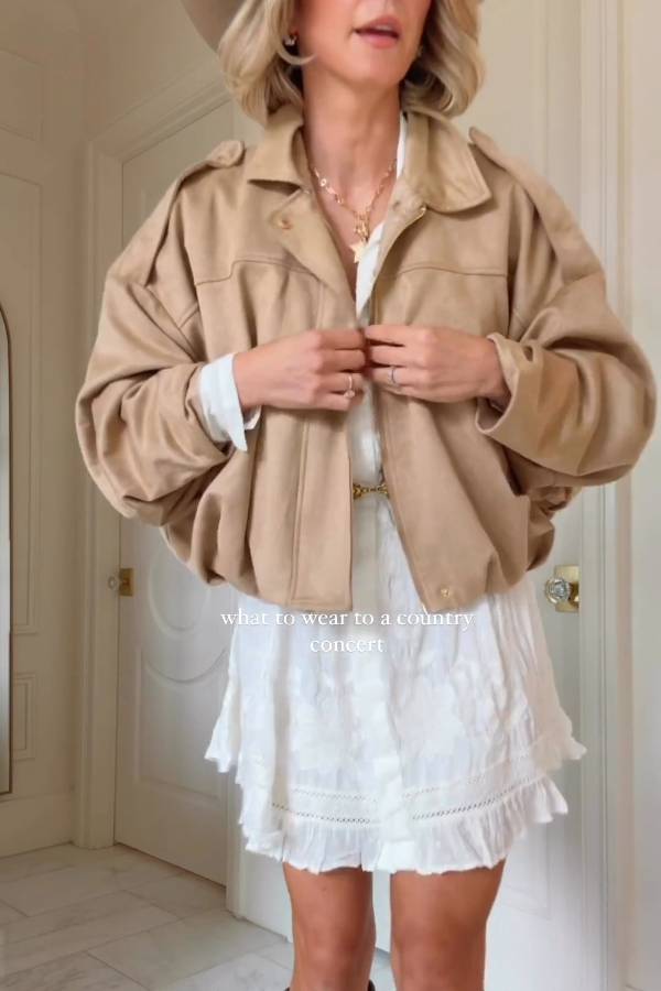 Spring lapel bomber jacket