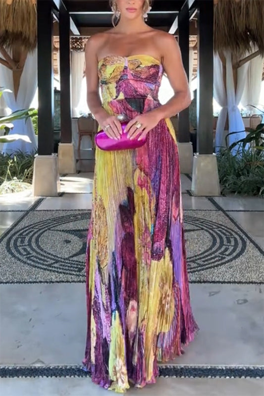 Vestido largo plisado con escote corazón y estampado floral vibrante y atrevido