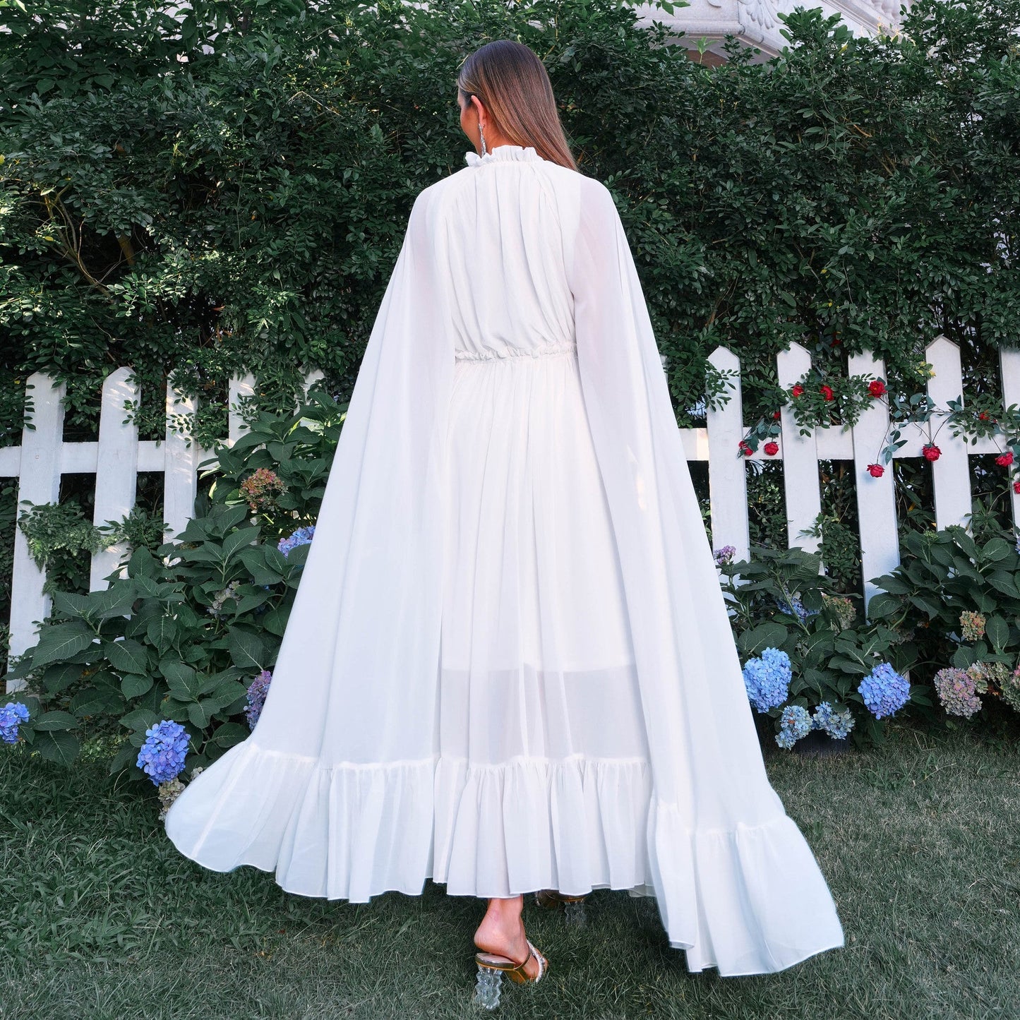 Elegant V Neck Super Long Sleeve Waist Tight Beach Vacation Long Bohemian Large Swing