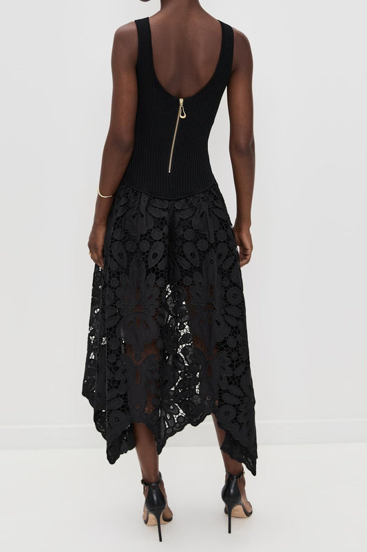 Elegant Sleeveless Lace Midi Dress