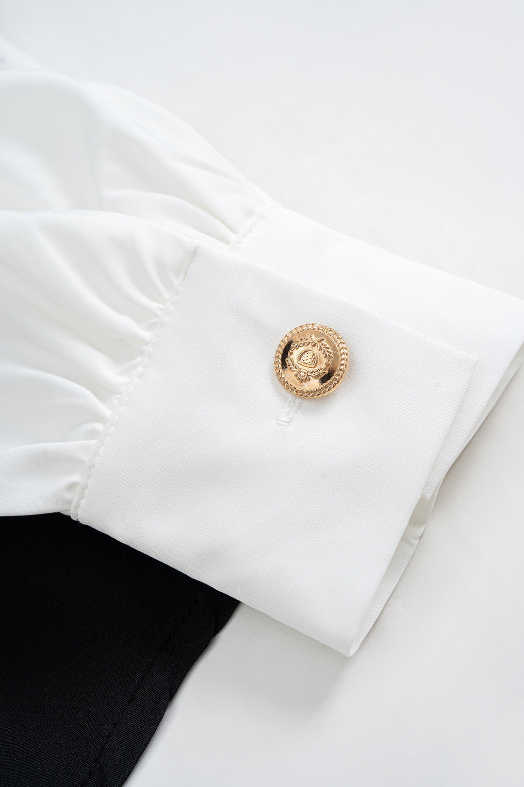 Metallic Decor Contrast Pleated V-Neck Long-Sleeve Shirt