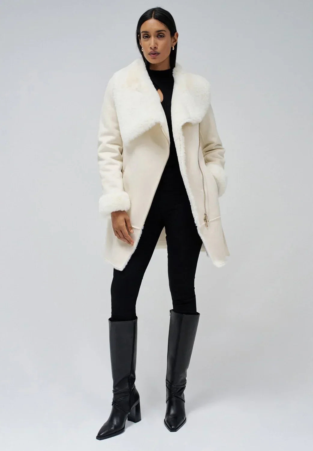 Faux Shearling Coat | Turn-Down Collar | Side Zip Closure