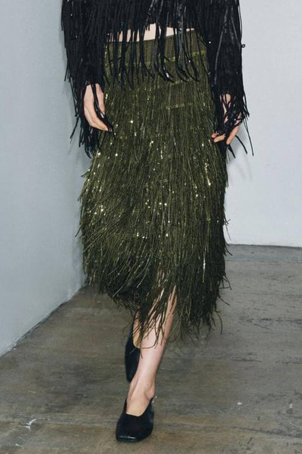 Exquisite Sequin Fringe Embellished Round-Neck Long-Sleeve Jacket