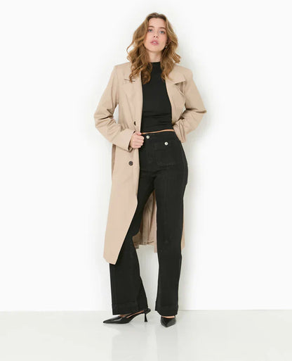 High-Waist Straight Jeans | Contrast Stitching | Full-Length Silhouette