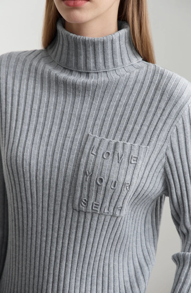 Ribbed Turtleneck Sweater | Soft Cashmere Blend | Fitted Silhouette