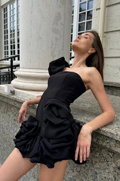 Romantic Tulip Waist Strapless Mini Dress