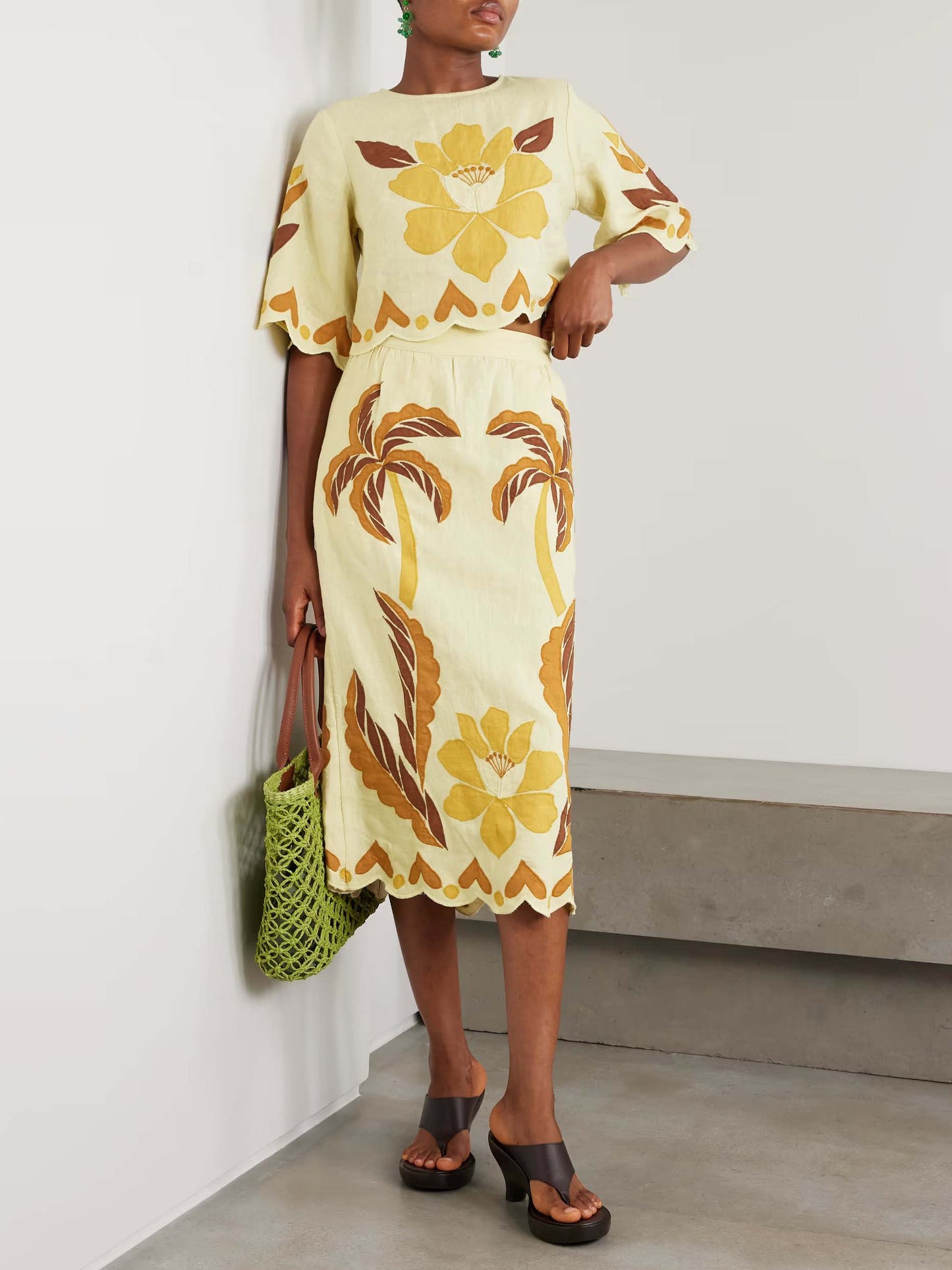 Unique Sunshine Floral Print Cropped Shirt