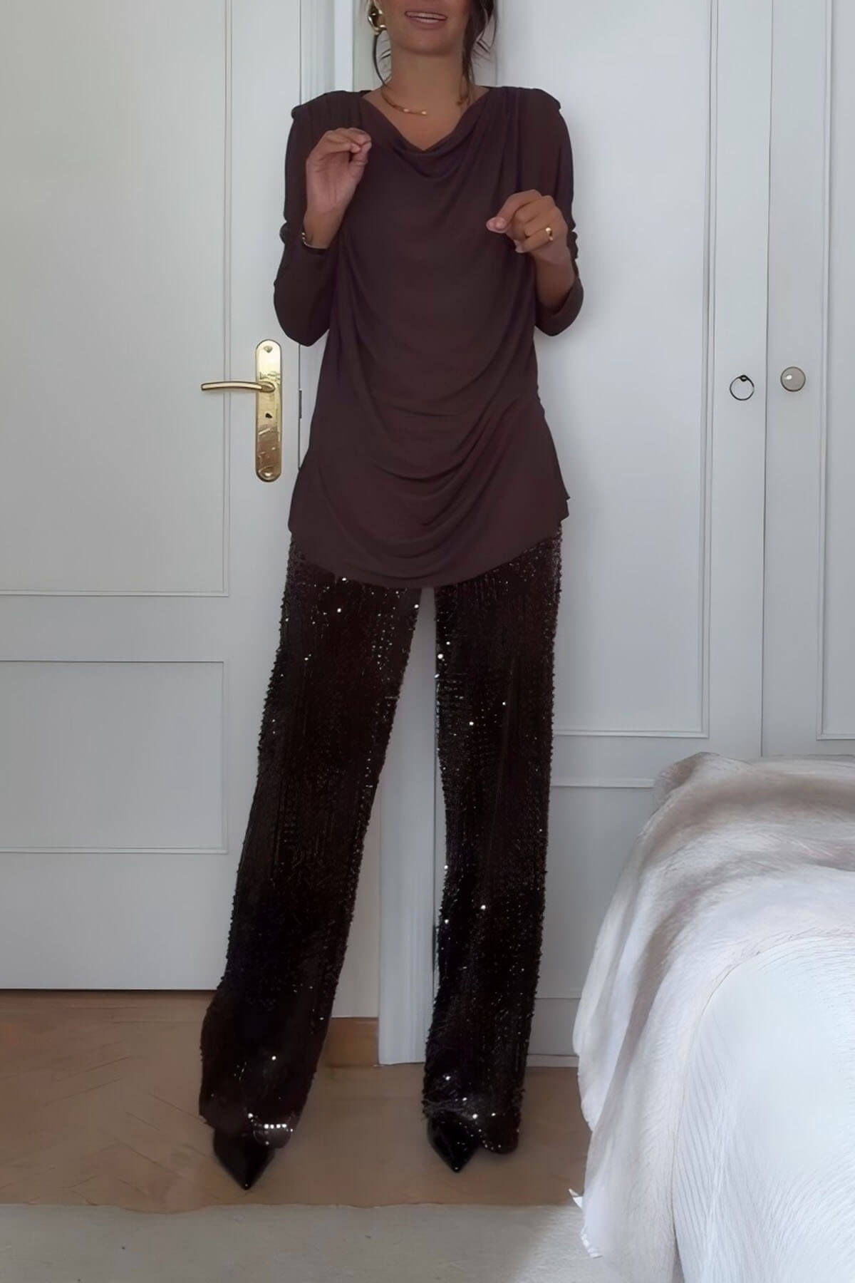 Unique Ruched Drop-Shoulder Long Sleeve Top