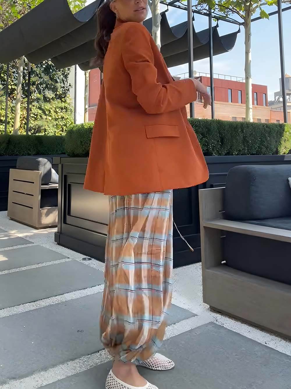 Elegant Collared Pocket Detail And  Back Slit Loose Blazer