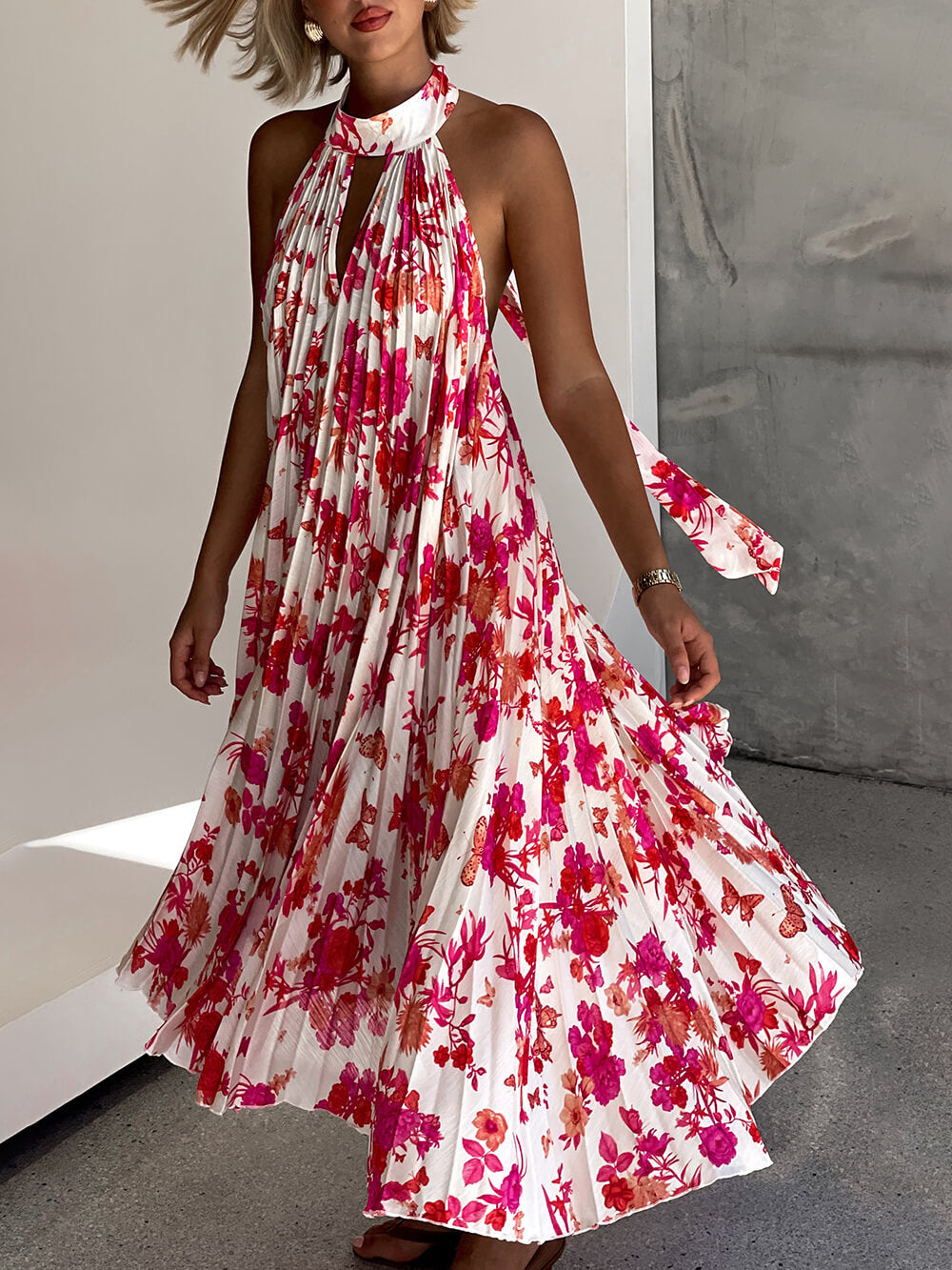 Delicate Floral Print Halter Neck Tie Hollow Pleated Midi Dress