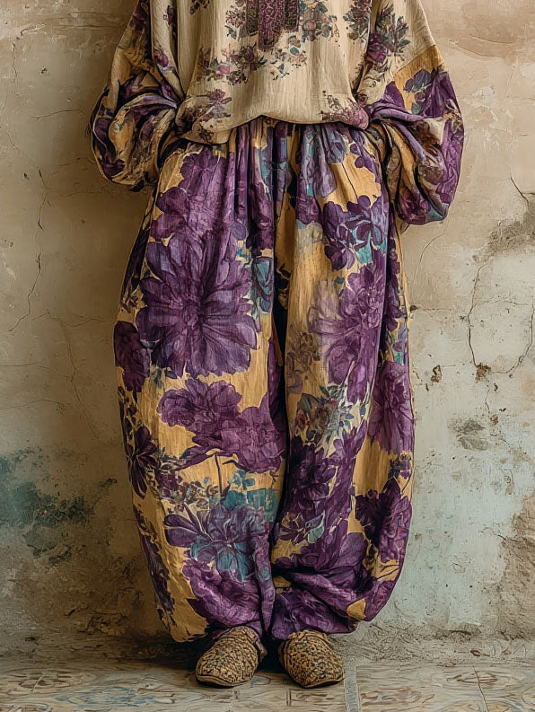 Retro Floral Embroidered V-Neck Loose Top