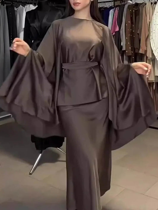 Fashionable Round Neck Irregular Batwing Sleeve Top