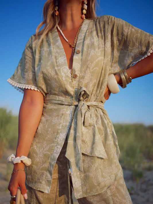 Elegant Tie-Waist Button-Down Short-Sleeve Blouse