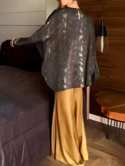 Exquisite Oversized Jacquard Batwing Sleeve Blouse
