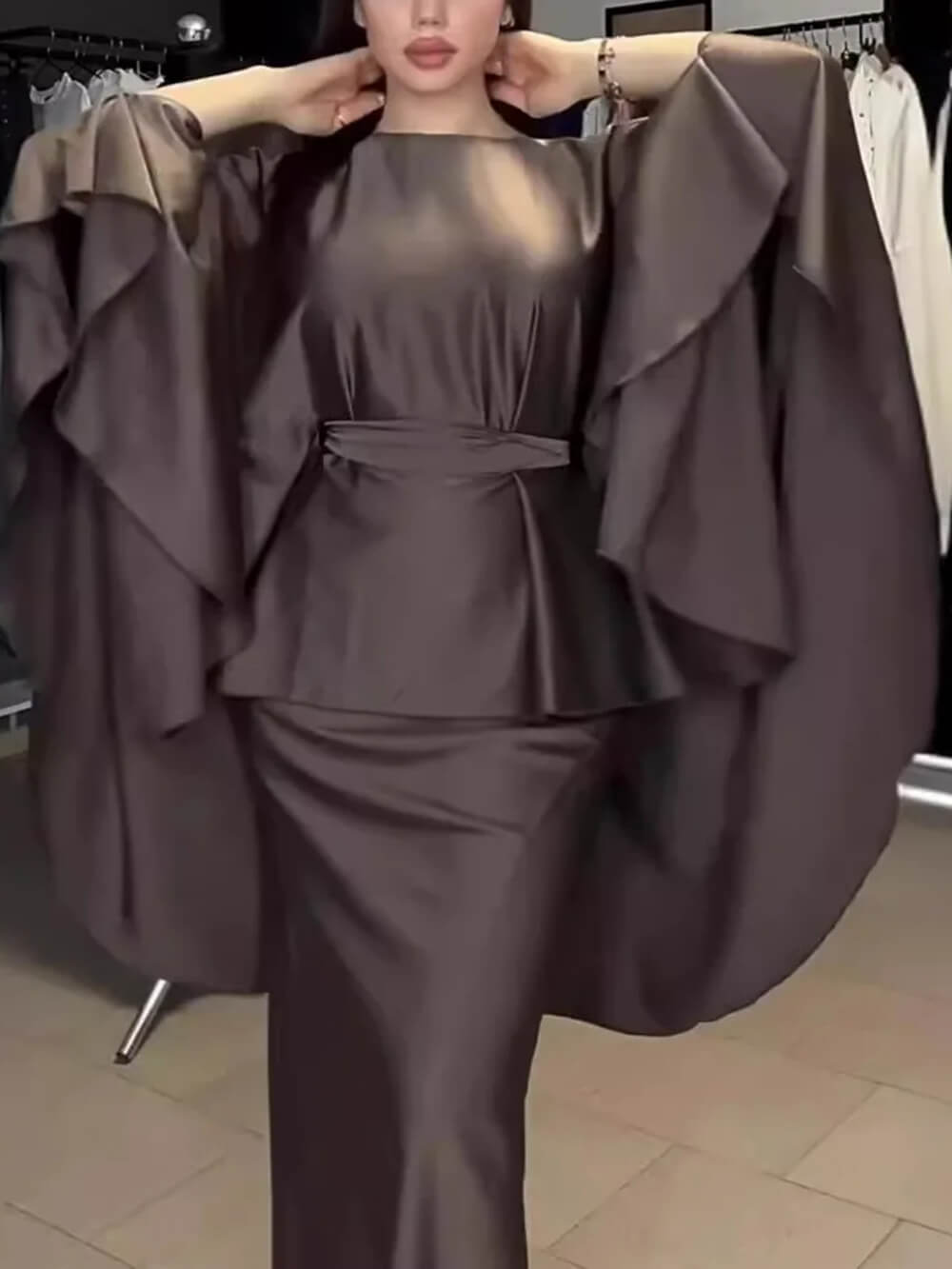 Fashionable Round Neck Irregular Batwing Sleeve Top