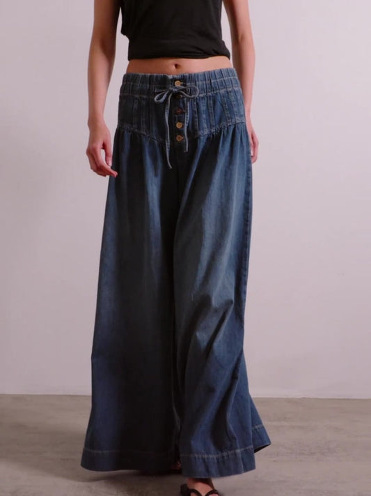 Pleated Waist Wide-Leg Tied Jeans