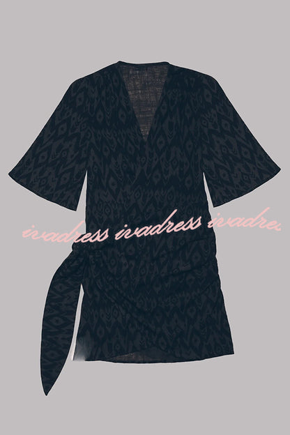 Vestido corto cruzado anudado de mezcla de lino y algodón, fácil de llevar 