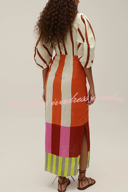 Vestido largo Kaya de mezcla de lino con estampado de bloques de color, abertura frontal, nudo y mangas abullonadas 