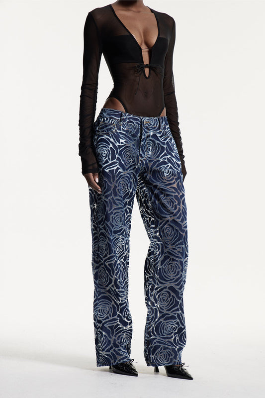 Chlodulf Flower Cutout Jeans In Dark Wash
