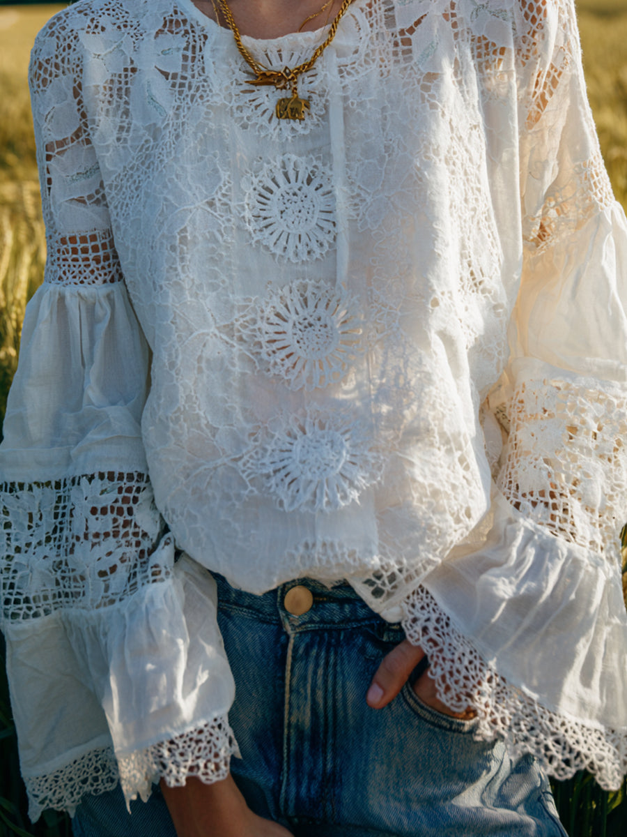 sheenchic Daily Lace White Round Neck Long Sleeve Cut Out Boho Contrast Linen Blouses [Pre-Order]