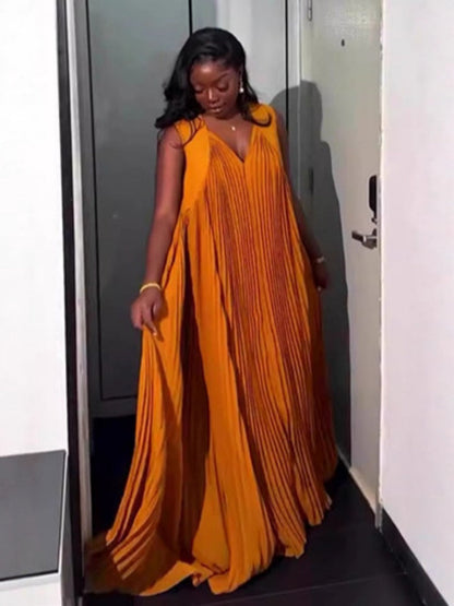 Plus Size Pleated Maxi Dress