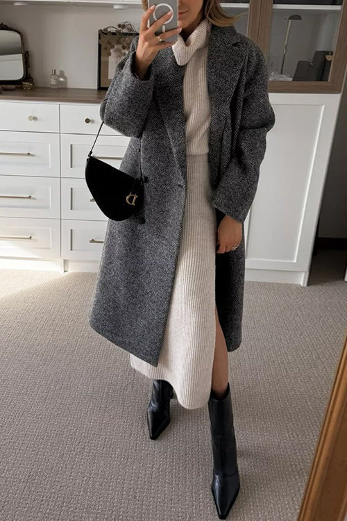 Vestido estilo suéter midi con cuello vuelto, abertura lateral y cintura alta