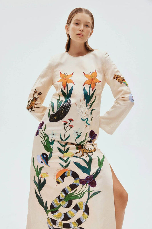 Flirtatious Print Backless Dress