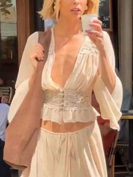 Bohemian Lace SPlicing Shirt And Skirt Set