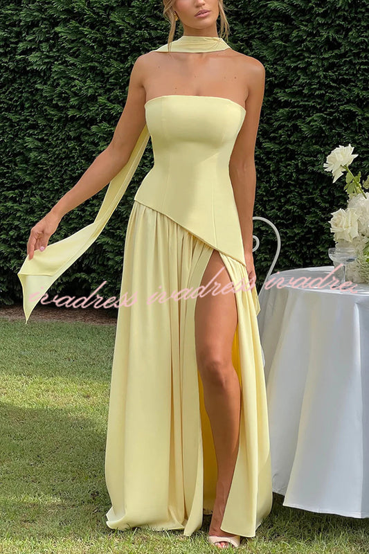 Elegante vestido largo de gasa con dobladillo plisado y abertura tipo bufanda de Off Shopulder 