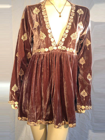 Daily Floral Deep V Neck Ruffled Velvet Blouse