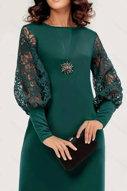 Vestido midi de encaje con cuello redondo y mangas farol 
