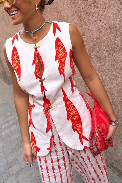 Chaleco de lino con botones metálicos y estampado de koi de buena suerte