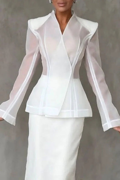 Blazer de organza con escote en V y manga larga con corte de reloj de arena de forma perfecta 