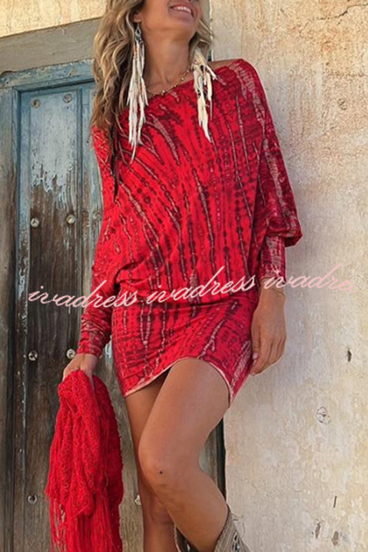Vestido mini elástico con mangas dolman y estampado tie-dye de Coastal Bliss 