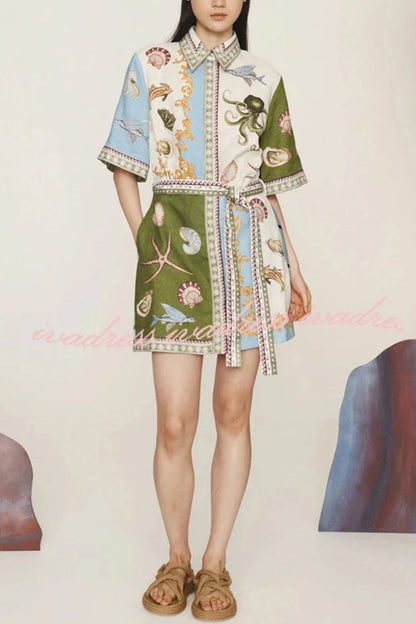 Vestido camisero corto con bolsillos y lazo, estampado único de mezcla de lino Deep Sea Dreaming 