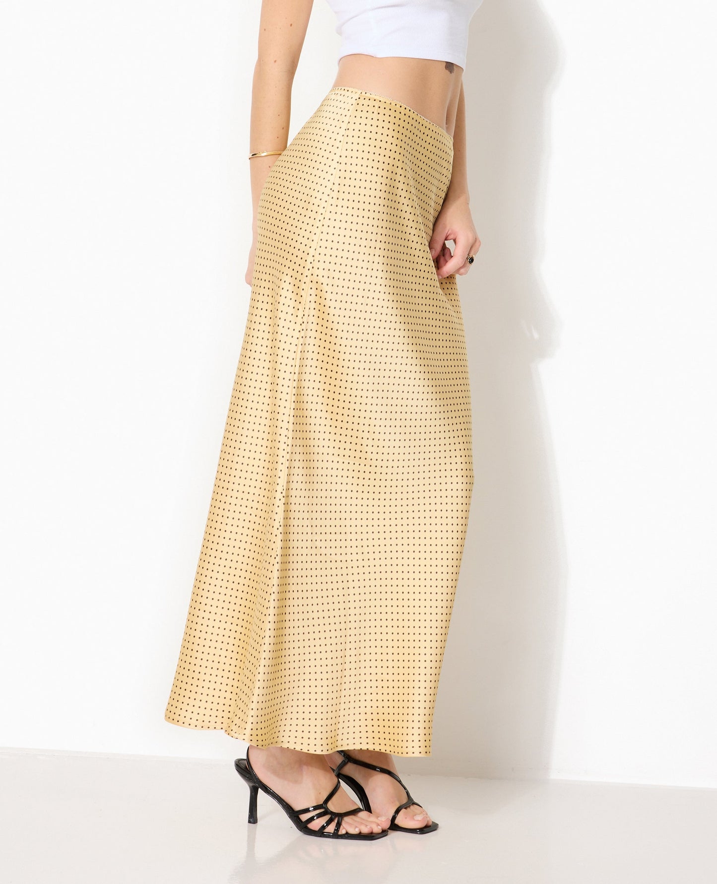 Gold Sequin Maxi Skirt | High Slit Evening Silhouette