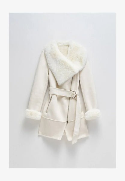 Faux Shearling Coat | Turn-Down Collar | Side Zip Closure