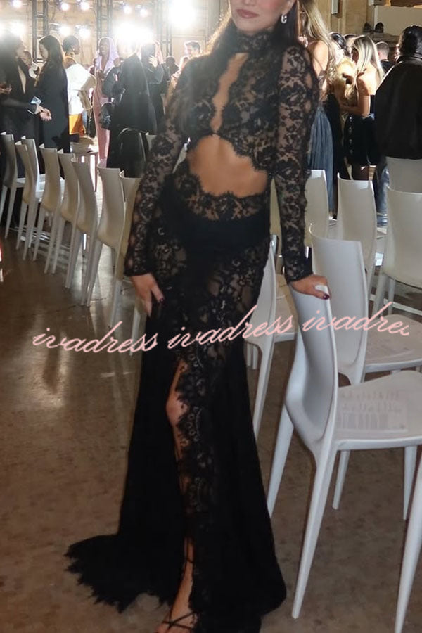 Vestido largo elástico de manga larga con aberturas y encaje transparente Dark Night Charm