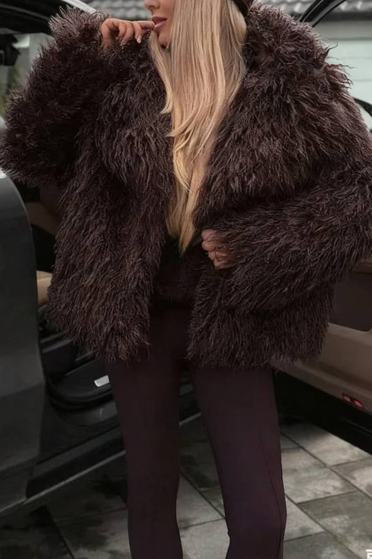 CHAQUETA DE PIEL CHOCOLATE DE ÚLTIMA TENDENCIA 