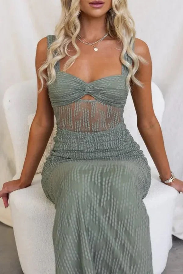 Vestido largo con detalle fruncido de malla Manifesting You 