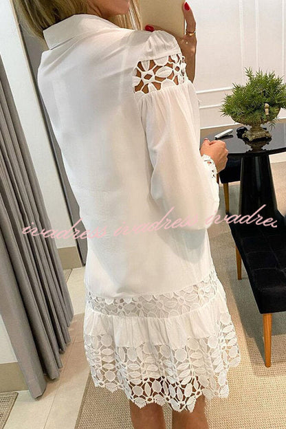 Vestido camisero con parche de encaje de guipur Chasing Love 