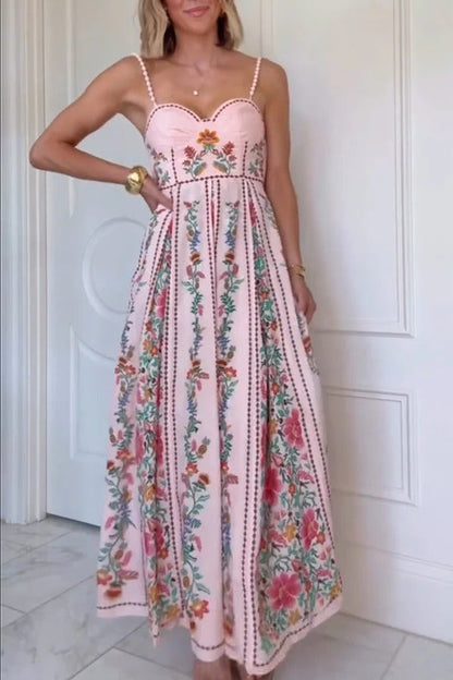 Vestido largo con tirantes de cuentas, escote corazón y estampado único de bosque delicado