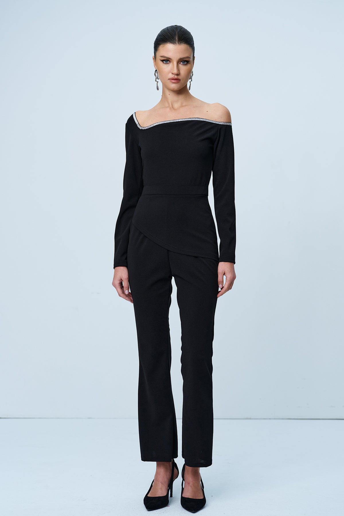 Aninda One Shouder Cutout Jumpsuit