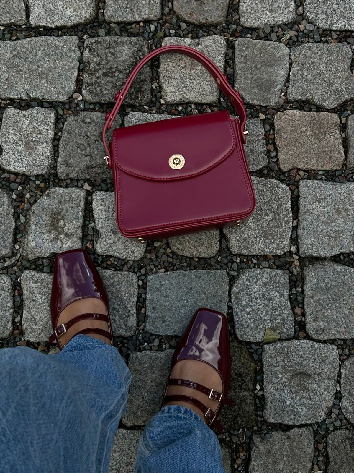 Vintage Glossy Top-Handle Bag