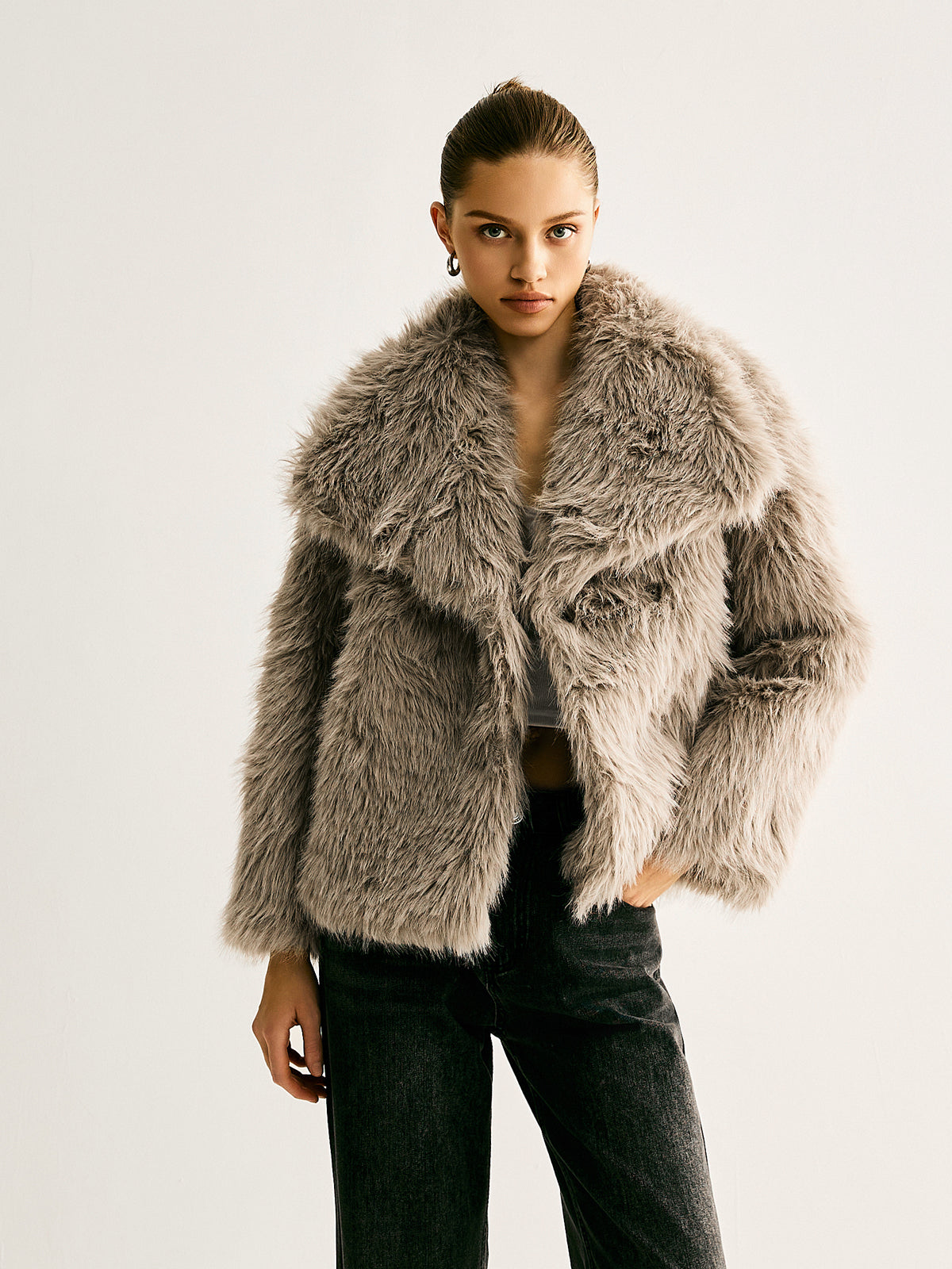 Faux Fur Short Jacket | Oversized Collar | Winter Statement Style