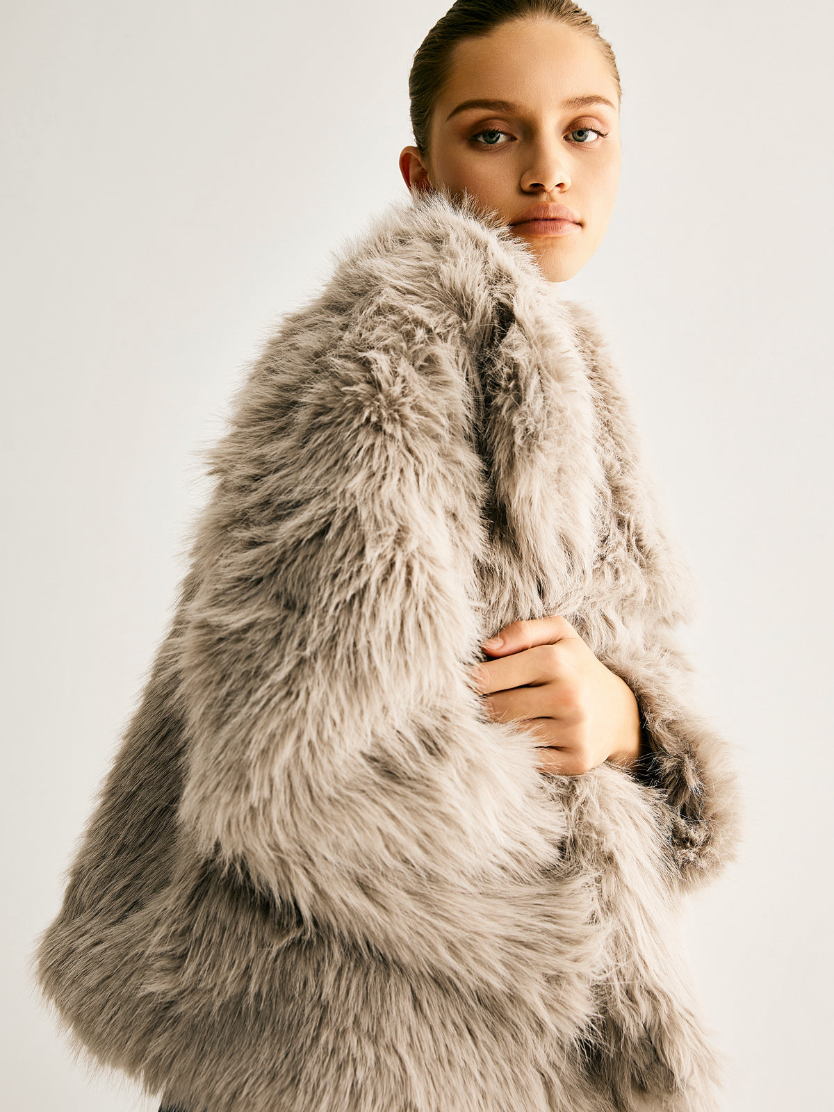 Faux Fur Short Jacket | Oversized Collar | Winter Statement Style