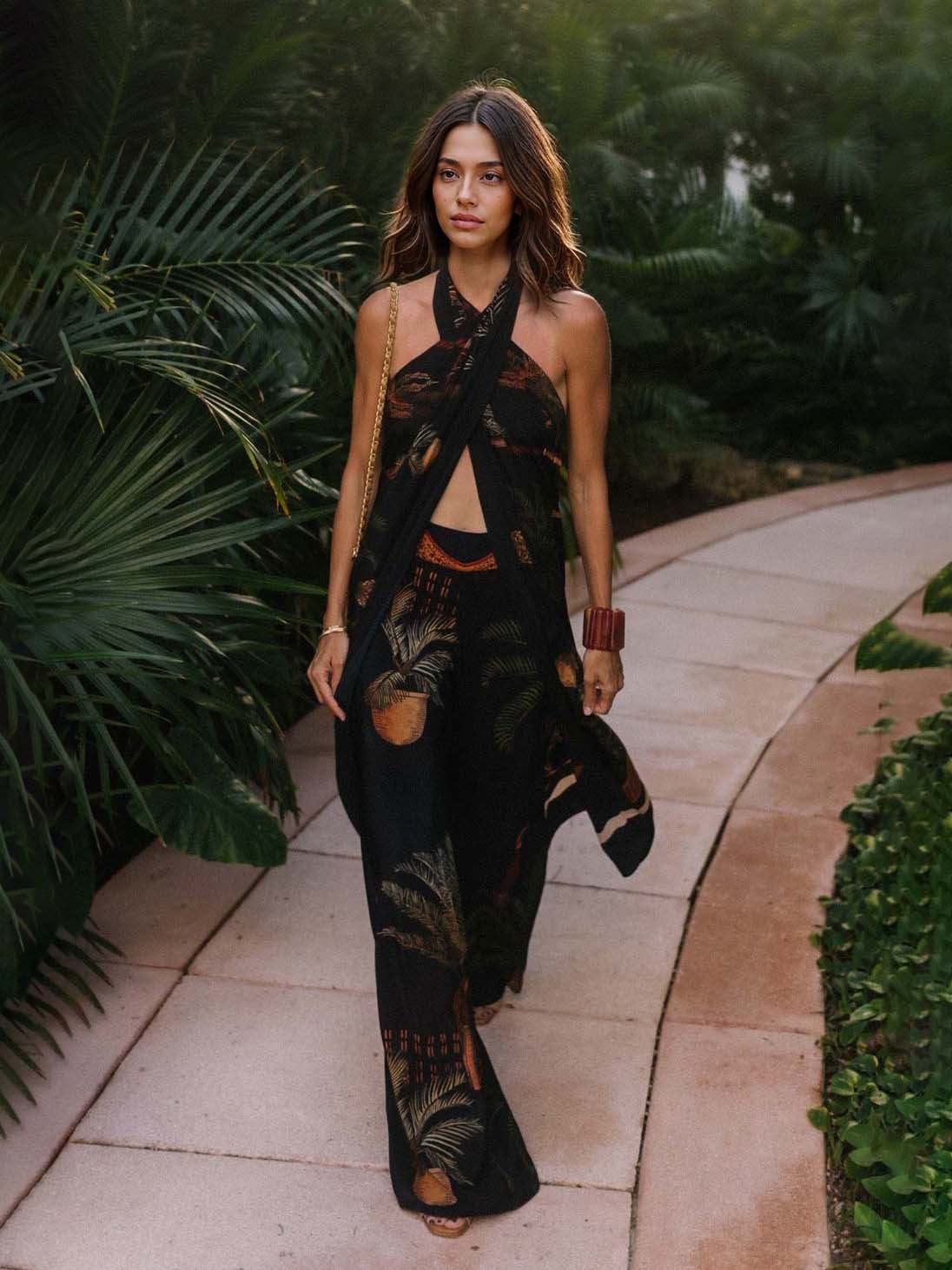 Exquisite Open Back Paulownia Palm Print Satin Two Piece Suit